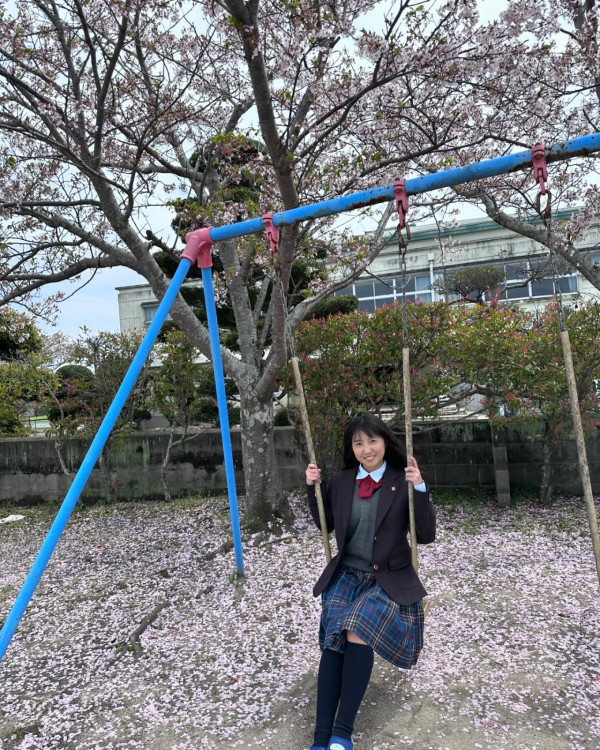 美心妹妹流利日文代表學校發言 獲日本媒體報道勁開心：會長出道戰成功！ 