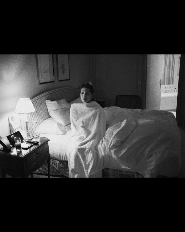 丁子朗備受TVB力捧返內地拍劇 與頂級男神合照惹網友羨慕!