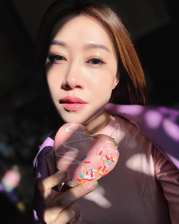 黃心穎二家姐黃心妙IG狂曬火辣相 弗爆身材超吸睛 瘋狂突破性感尺度！ 