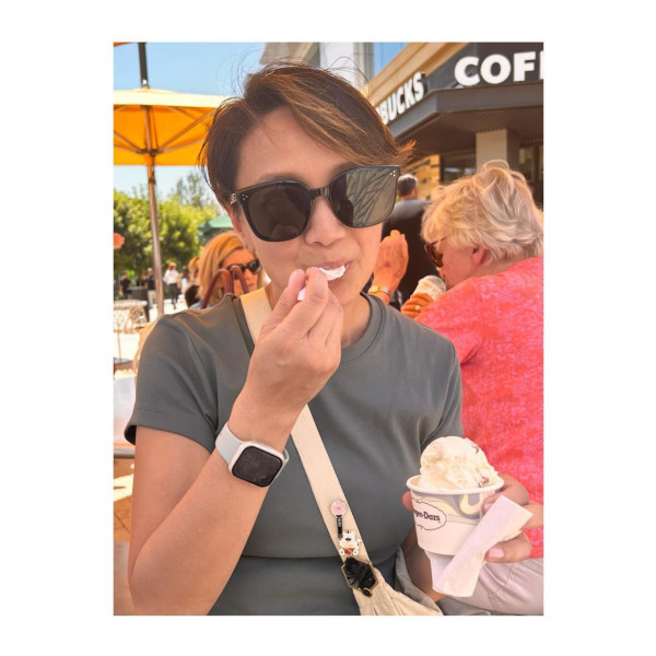 前港姐冠軍孖囡囡美國行年宵 大讚有新年氣氛:以為返咗香港