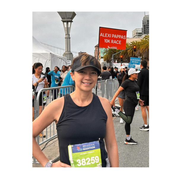 前港姐冠軍孖囡囡美國行年宵 大讚有新年氣氛:以為返咗香港