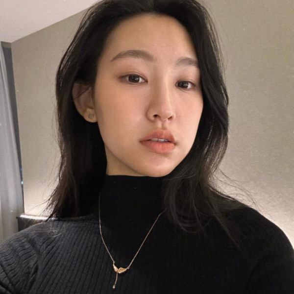 傳炎明熹離巢後獲內娛公司八位數天價搶人 三大條件優待如天后級待遇