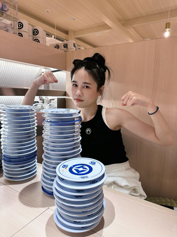 百萬粉絲美女YTR回鄉遇醉駕追撞！愛車嚴重損毀 全靠iPhone一功能性命得保 