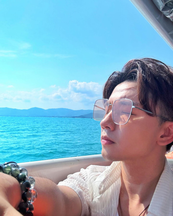 龔嘉欣「細佬」遊泰被提醒要小心 狂掃人氣公仔Labubu：抽中人生第一隻隱藏版 