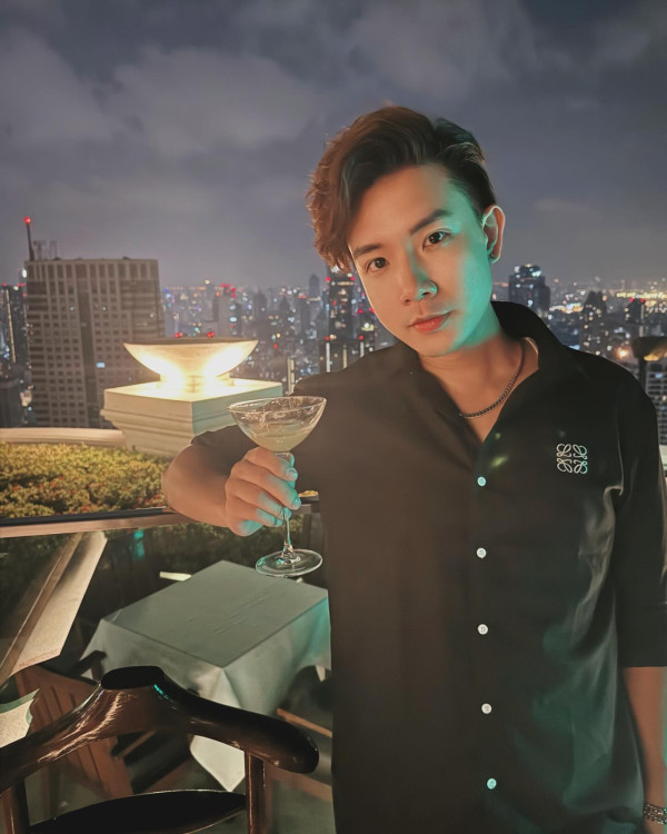 龔嘉欣「細佬」遊泰被提醒要小心 狂掃人氣公仔Labubu：抽中人生第一隻隱藏版 