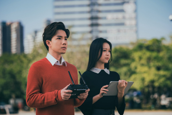 龔嘉欣「細佬」遊泰被提醒要小心 狂掃人氣公仔Labubu：抽中人生第一隻隱藏版 