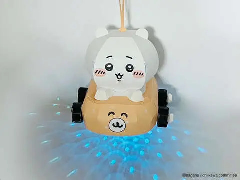 巨型充氣Chiikawa現身高雄港灣！Chiikawa快閃店整理券 搭乘Chiikawa渡輪、輕軌、巴士 