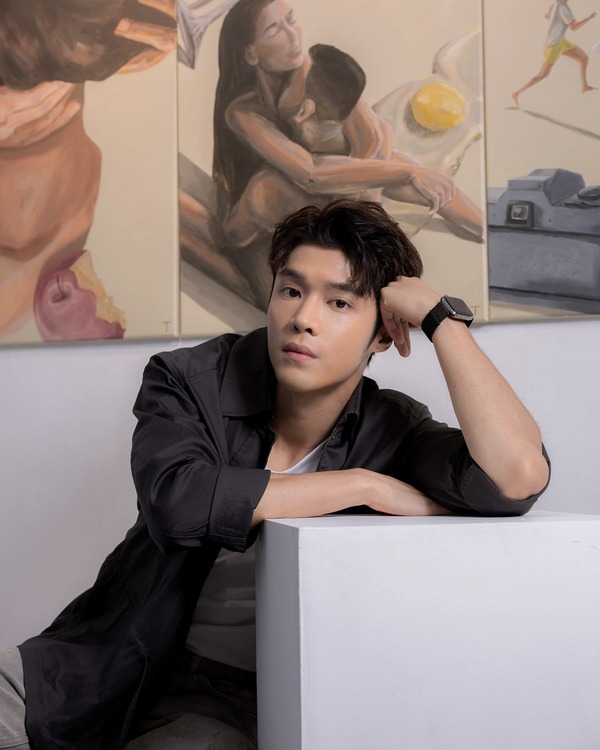 丁子朗道歉了|講者無心聽者有意 坐商務艙拍片被質疑炫富兩地網民負評