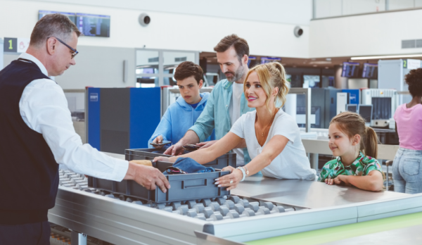 專家警告過關勿做4大行為 打喊露/著6種衣服 均可能引猜疑 