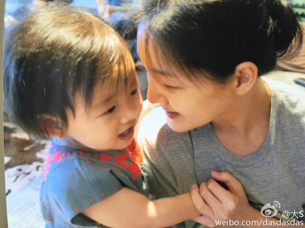 大S愛女玥兒11歲慶生照激罕流出 正面曝光被指神似媽媽