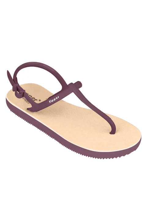 馬來西亞手信｜超市必買零食、小資女精品/藥妝！榴槤朱古力/媽咪麵/人氣包包 