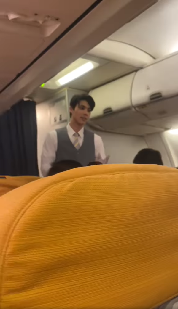 TVB花旦曼谷素顏被網民偶遇！無懼王星事件遊泰 網上做1事感動Fans！ 