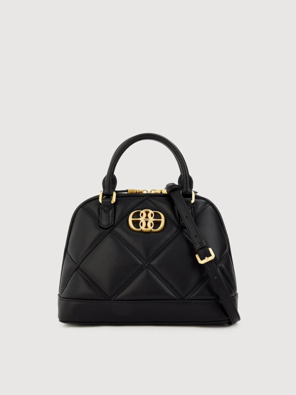 馬來西亞手信｜超市必買零食、小資女精品/藥妝！榴槤朱古力/媽咪麵/人氣包包 