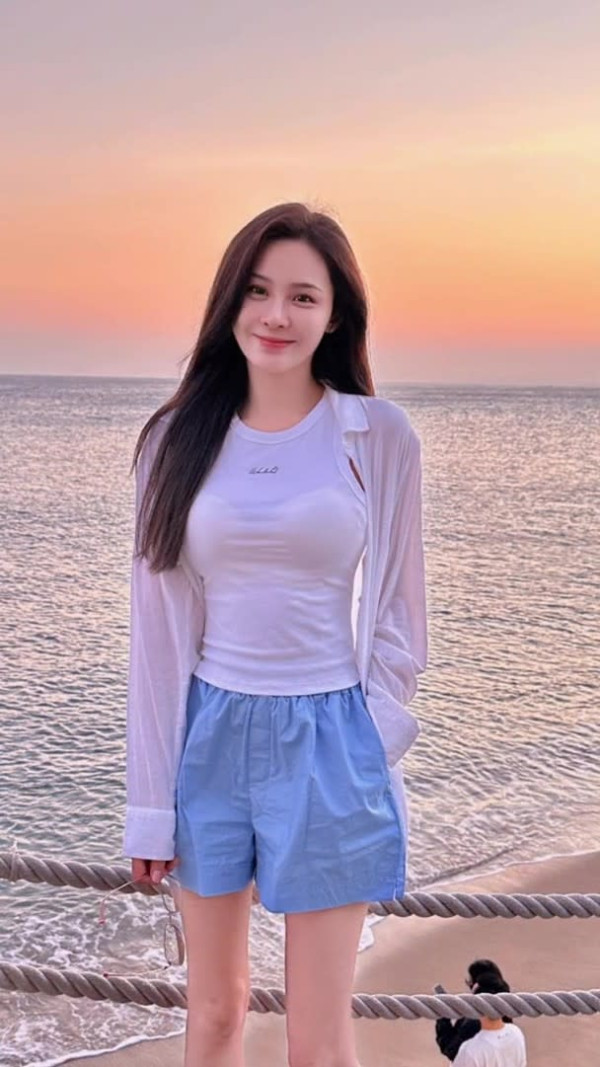 汪小菲舊愛張穎穎為大S抱不平 千字控訴汪欲立深情人設 直言：痛苦都他造成 