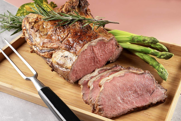 8度海逸酒店自助餐買二送四優惠 $163任食生蠔／鱈場蟹腳！芒果下午茶買一送一 低至$94