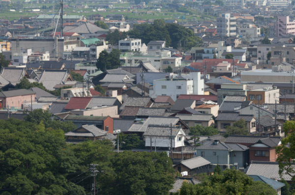 網民呻外遊港人5大失禮行為!小朋友升降機狂跳遭日本人勸阻 港爸媽反挑釁:想打架?