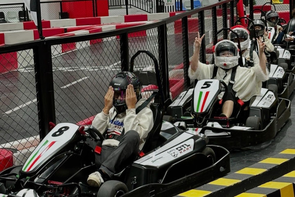 澳門首個室內卡丁車場FunFunKart ！ 佔地2萬呎/特設小朋友賽道 票價最平8起！ 