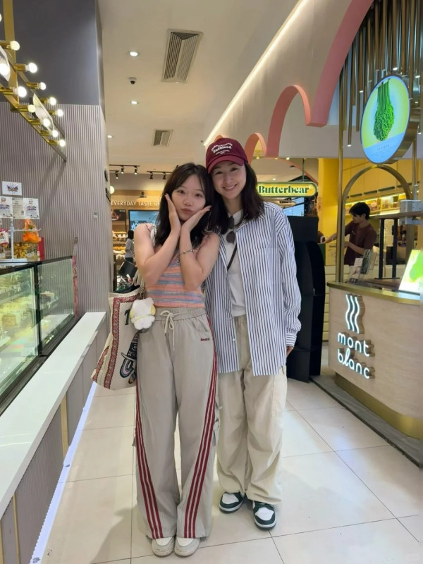 44歲逆齡天后蔡依林富國島被偶遇 清涼穿搭生圖曝光 沙灘紮紮跳宛如少女 