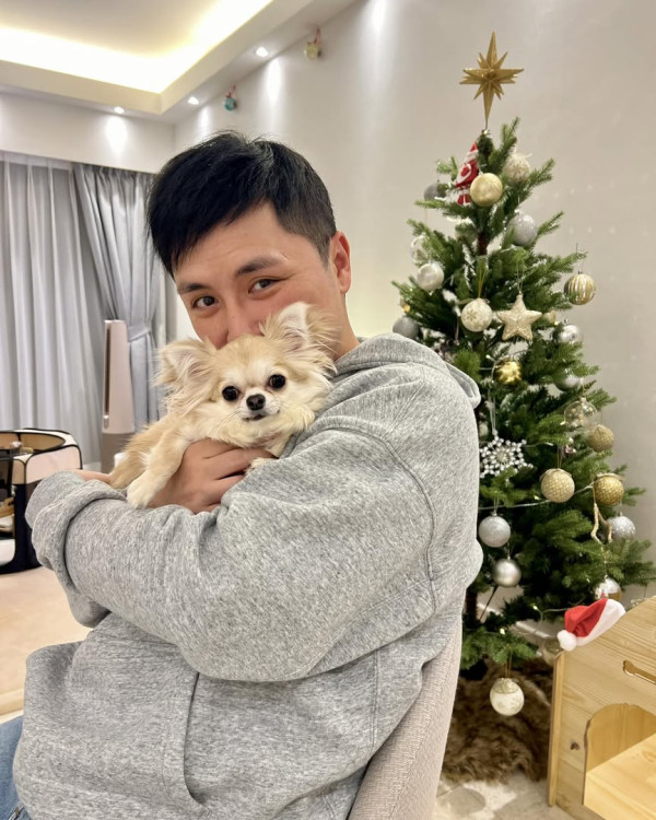 近年，李泳豪憑TVB處境劇《愛．回家》飾演「初戀Cafe」侍應一角成功入屋。（取自instagram）