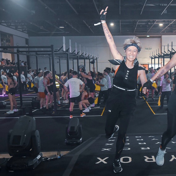 44歲唐寧近照曝光驚見全頭白髮！童顏破功顯老20年震驚網民：冇所謂！