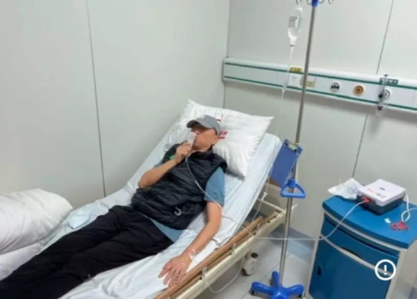 曹敏莉全家遊布吉曬靚相 囡囡獲讚越大越靚遺傳媽媽基因