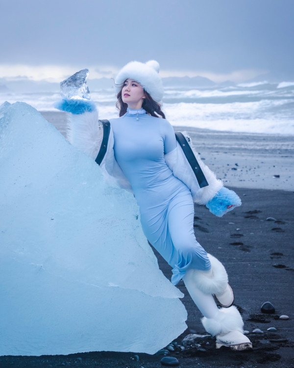 前TVB咪神白雲曬魔鬼身材派福利 轉行做潛水教練 性感照瘋狂挑戰尺度 