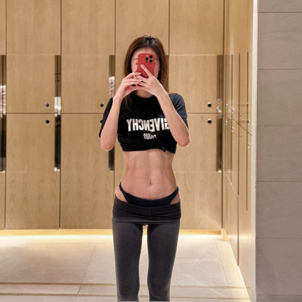 黃心穎二家姐黃心妙IG狂曬火辣相 弗爆身材超吸睛 瘋狂突破性感尺度！ 