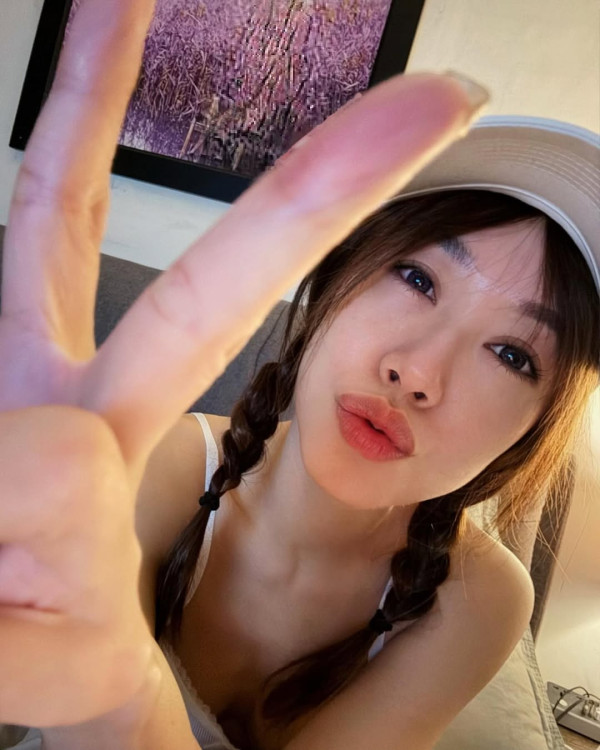 黃心穎二家姐黃心妙IG狂曬火辣相 弗爆身材超吸睛 瘋狂突破性感尺度！ 