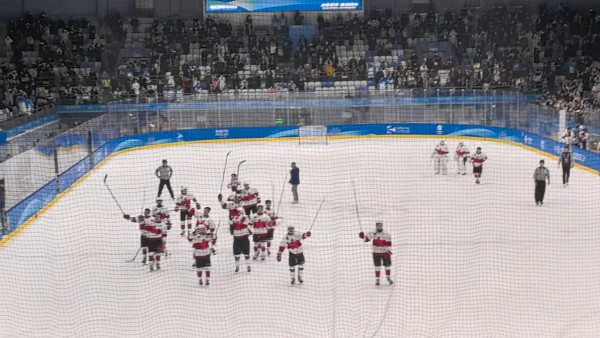 哈爾濱亞冬運 | 靚仔冰球港將小紅書爆紅 年僅18歲 獲讚似《冰之驕子》木村拓哉 