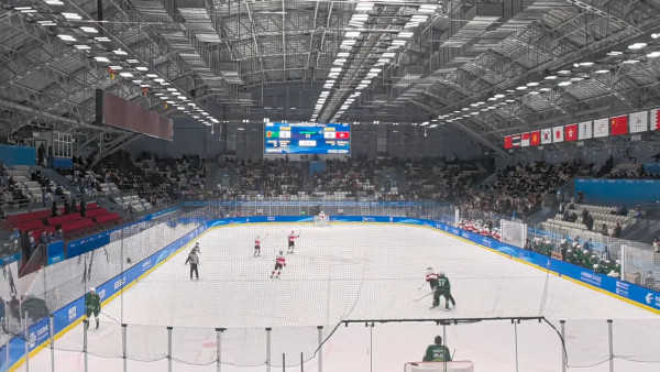 哈爾濱亞冬運 | 靚仔冰球港將小紅書爆紅 年僅18歲 獲讚似《冰之驕子》木村拓哉 