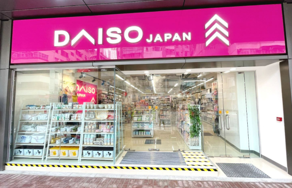 日男42kg超重行李被要求開箱檢查 驚見塞滿一款北海道名物  網民：究竟有幾好飲？ 