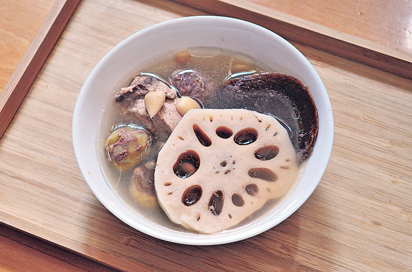 雨水節氣濕寒易誘發風濕骨痛膝蓋痛 紓緩痛症忌吃7類食物去濕食材推薦