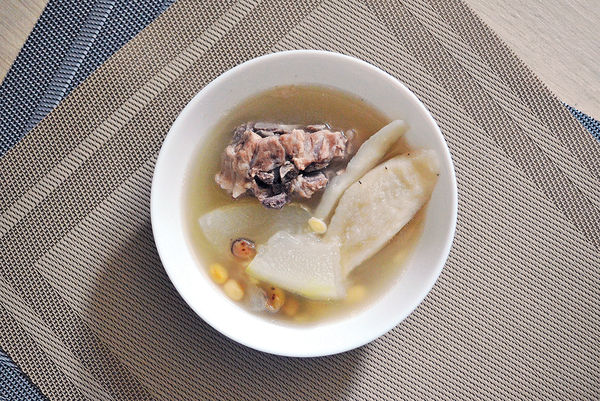 雨水節氣濕寒易誘發風濕骨痛膝蓋痛 紓緩痛症忌吃7類食物去濕食材推薦