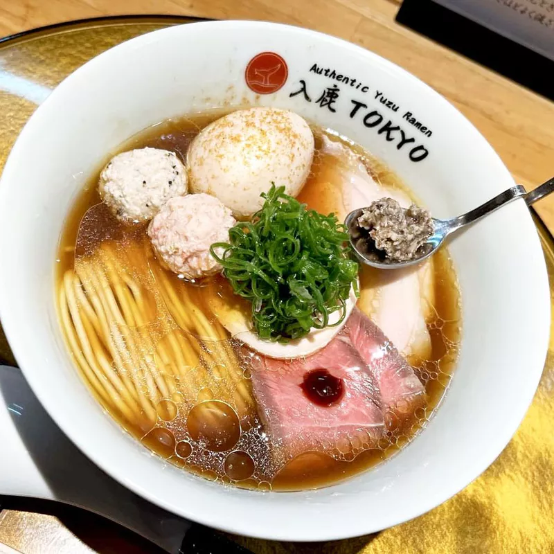 東京拉麵｜東京必食拉麵逾10間推薦！Tabelog高分、米芝蓮推介、Chiikawa拉麵店 