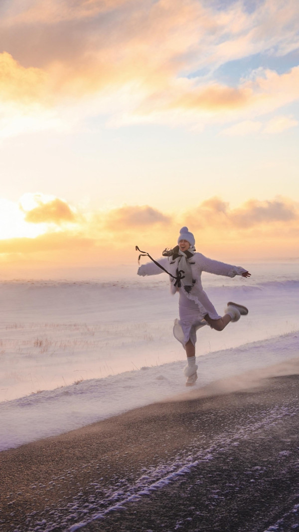 前TVB咪神白雲曬魔鬼身材派福利 轉行做潛水教練 性感照瘋狂挑戰尺度 