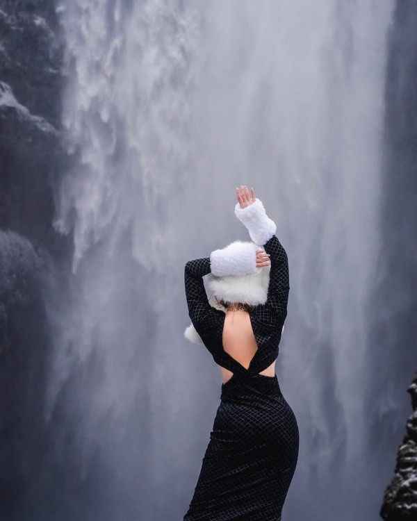 前TVB咪神白雲曬魔鬼身材派福利 轉行做潛水教練 性感照瘋狂挑戰尺度 