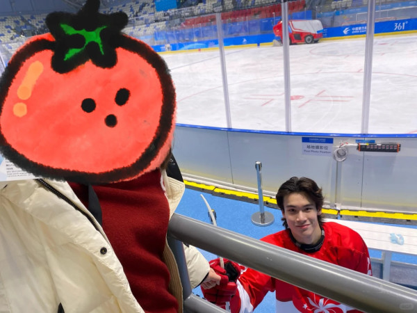 哈爾濱亞冬運 | 靚仔冰球港將小紅書爆紅 年僅18歲 獲讚似《冰之驕子》木村拓哉 