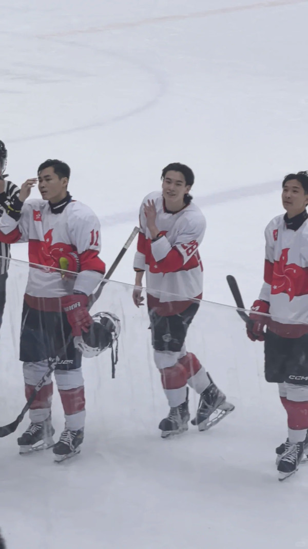 哈爾濱亞冬運 | 靚仔冰球港將小紅書爆紅 年僅18歲 獲讚似《冰之驕子》木村拓哉 