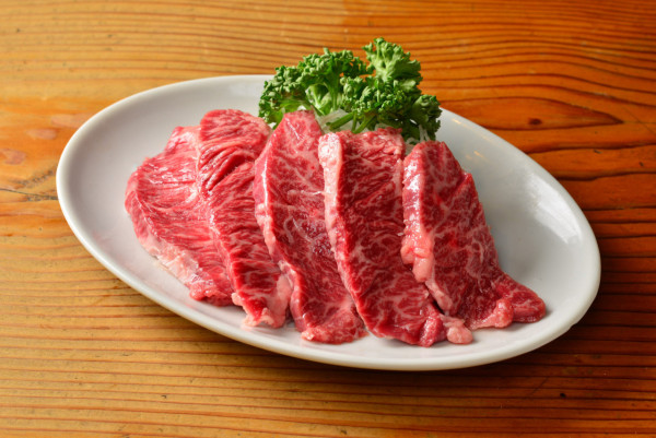 小紅書女嫌日本和牛太肥膩 網民反應兩極：肥才是好/越貴越難食 