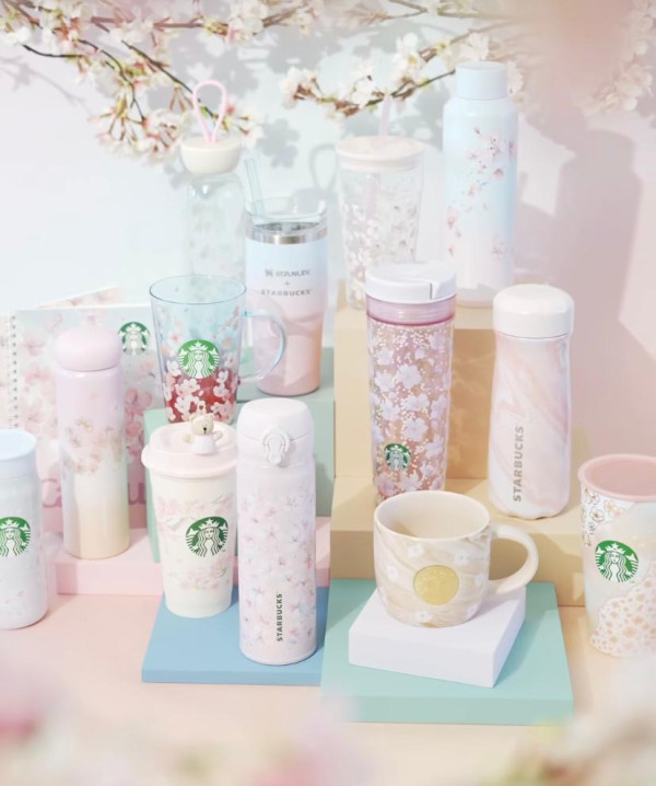 日本Starbucks櫻花季限定逾30款新品2025 白桃櫻花蕨餅星冰樂/夢幻花瓣隨行杯 