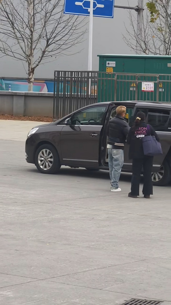 天王郭富城官宣參演《聲生不息》惹騷動 長沙上班生圖曝光 網民讚狀態好超期待