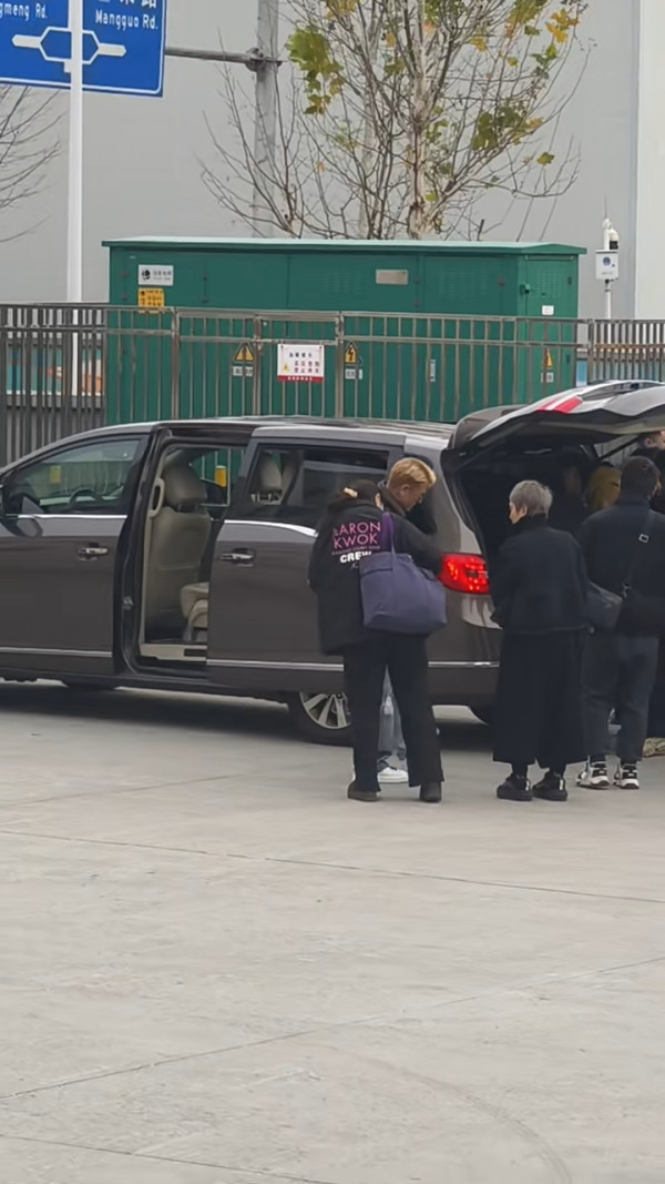 天王郭富城官宣參演《聲生不息》惹騷動 長沙上班生圖曝光 網民讚狀態好超期待