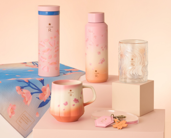 日本Starbucks櫻花季限定逾30款新品2025 白桃櫻花蕨餅星冰樂/夢幻花瓣隨行杯 