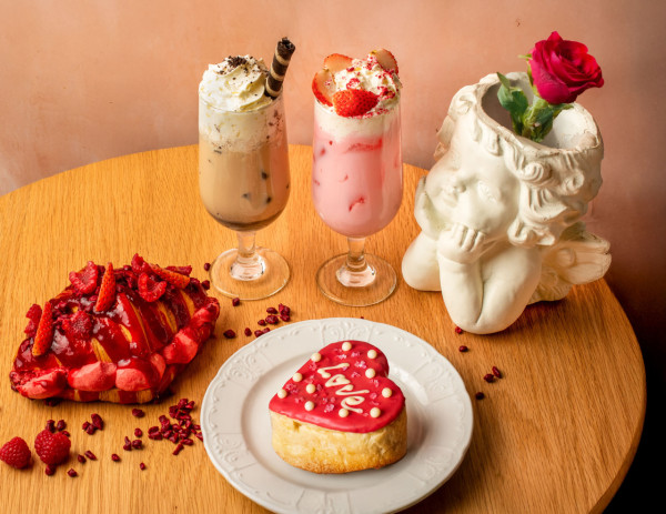 Pane e Latte｜赤柱打卡Cafe情人節巨大化紅桑子朱古力酥重磅登場 送巨型Cappuccino咖啡！另設任食牛扒放題