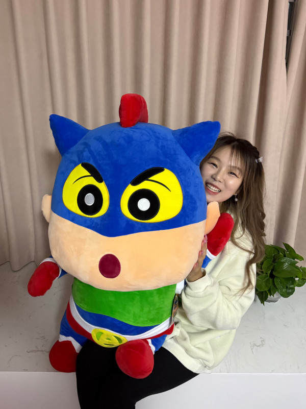 山姆會員店熱話｜蠟筆小新公仔「無內褲」掀起網民討論潮！