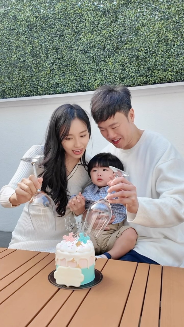 前TVB女星佗B飛馬爾代夫度假 泳裝曬纖瘦身材 上圍明顯升級 