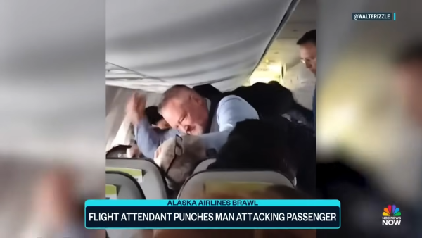 空少保護乘客出拳制伏失控男!超有型外貌爆紅!獲封成熟版美國隊長