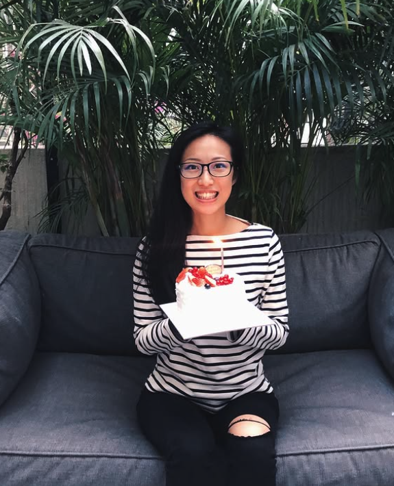 TVB御用童星離巢轉行做超索空姐!公開外藉老公合照!化身旅遊達人