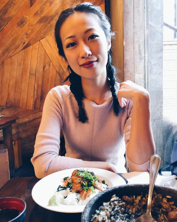 TVB御用童星離巢轉行做超索空姐!公開外藉老公合照!化身旅遊達人