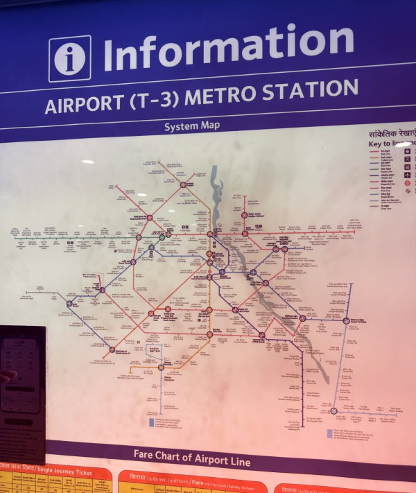 43歲《四葉草》男星印度靜修突剃頭「出家」？ 解釋落髮原因 直言：非常有福氣 